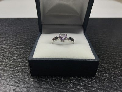 925 Sterling Silver Amethyst "Heart" Ring Size 8.5