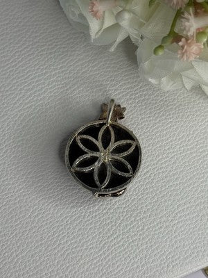 925 Sterling Silver Black Onyx & Red Enamel Flowers Pendant Length 1.40 Inch