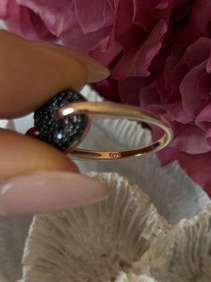 925 Sterling Silver Gold Plated Black Spinel Ring Size 9