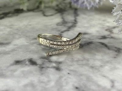 14K White Gold Diamonds Ring Size 8.5