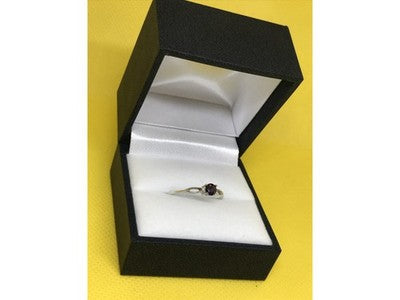 925 Sterling Silver Purple CZ Ring Size 8.5