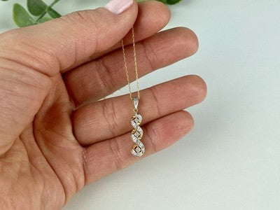10K Yellow Gold Diamonds Chain With Pendant