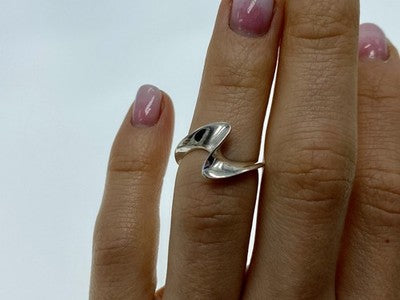 925 Sterling Silver Ring Size 4.5