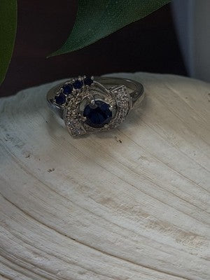10K White Gold Blue & White Sapphire Cocktail Floral Ring Size 6.5