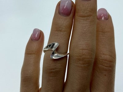 925 Sterling Silver Ring Size 4.5