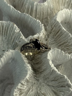 925 Sterling Silver Black Sapphire & Marcasites Ring Size 6