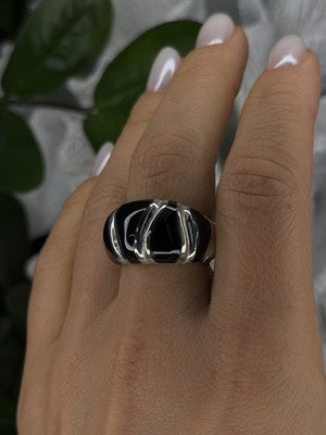 Elegant 925 Sterling Silver Black Onyx Ring Size 8.5