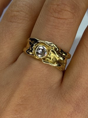18K YELLOW GOLD DIAMOND 0.60 CARATS RING SIZE 7.5
