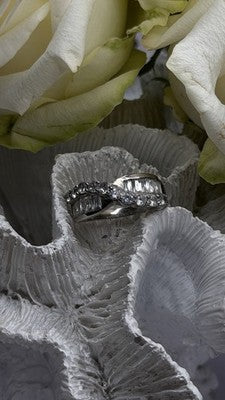 Wave Vintage Band 925 Sterling Silver Cz Ring Size 8.5