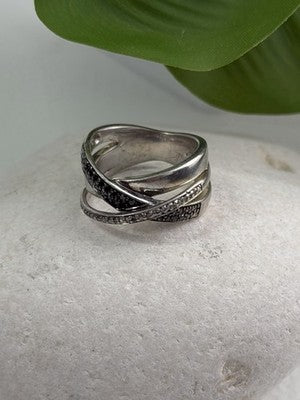 925 Sterling Silver Black & White Spinel Ring Size 6