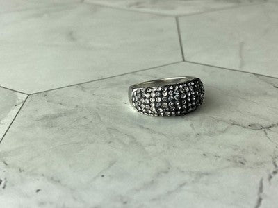 Beautiful 925 Sterling Silver CZ Ring Size 7