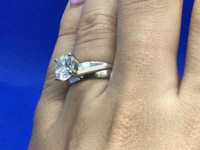 925 Sterling Silver CZ Ring Size 6.5