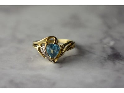10K Yellow Gold Topaz & Diamonds Ring Size 6.75