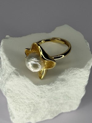 925 Sterling Silver  Gold Plated Pearl  "Ocean Mood" Ring Size Adjustable