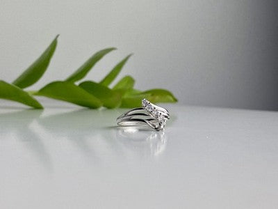 925 Sterling Silver White Topaz Ring Size 7