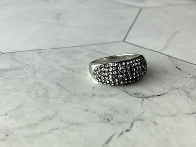Beautiful 925 Sterling Silver CZ Ring Size 7
