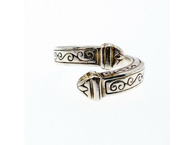 Vintage 925 Sterling Silver Ring Size 5.5 (Adjustable)