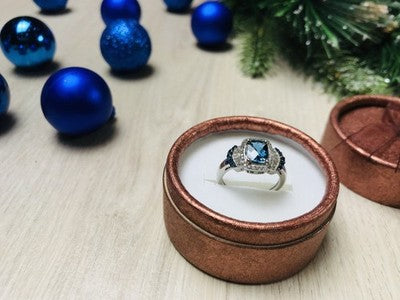 925 Sterling Silver Aquamarines Ring Size 7