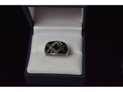 925 Sterling Silver Black Nephrite & Marcasites Ring Size 8