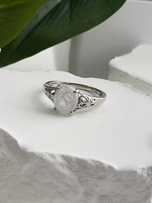Djoy 925 Sterling Silver Moonstone Ring Size 9