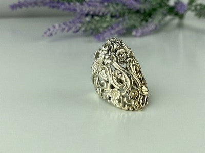 Vintage 925 Sterling Silver Ring Size 7.5