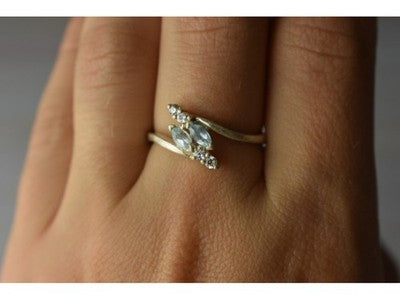 925 Sterling Silver Blue Spinel & CZ Ring Size 9