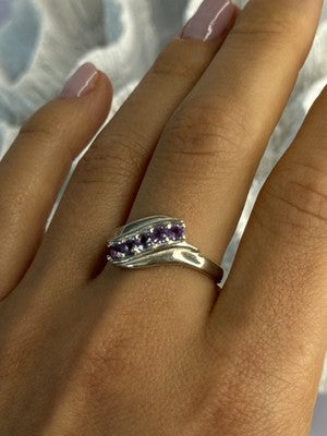 Elegant 925 Sterling Silver Amethyst Ring Size 9.5