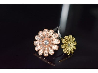 925 Sterling Silver CZ "Flowers" Ring Size 7.5