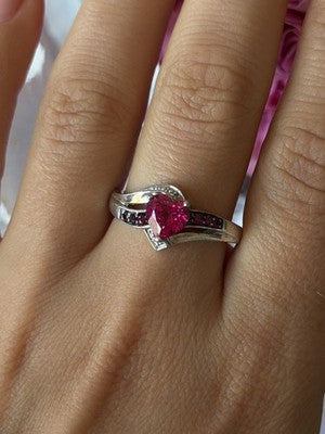 925 Sterling Silver Pink Sapphire Heart Ring Size 10