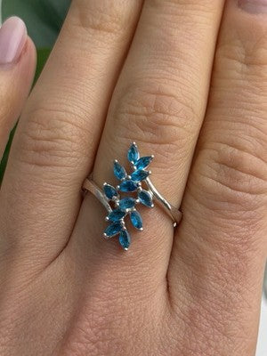 925 Sterling Silver Blue Topaz Ring Size 8