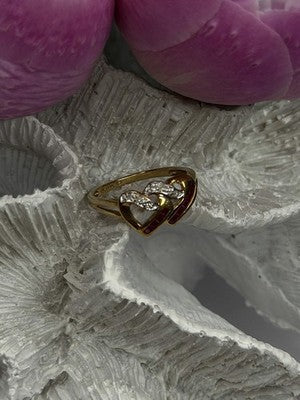 10K Yellow Gold Ruby Diamond Hearts Ring Size 7