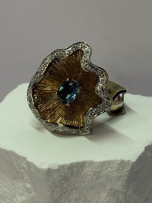 925 Sterling Silver Gold Plated Topaz "Beautiful Flower" Ring Size  7