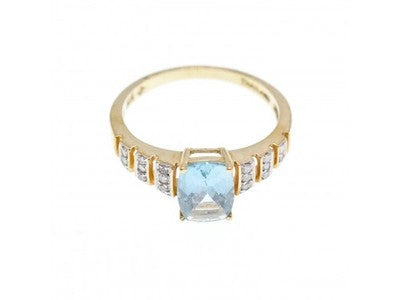 10K Yellow Gold Aquamarine & Diamonds Ring Size 7
