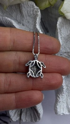 925 Sterling Silver Black & White Diamonds Sea Turtle Necklace