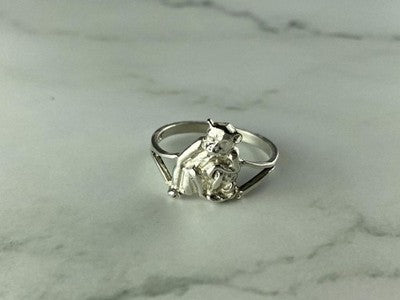 925 Sterling Silver "Monkey With a Child" Ring Size 7.5