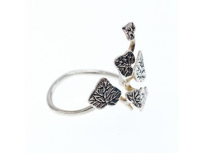925 Sterling Silver "Leaf" Ring Size 8 (Adjustable)