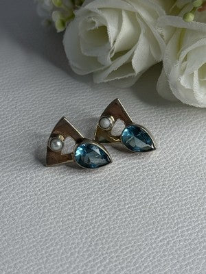 925 Sterling Silver Topaz & Pearl Earrings Length 0.70 Inch