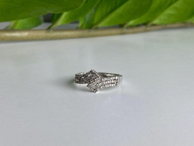 925 Sterling Silver White Topaz Ring Size 9