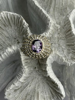 Elegant Design 925 Sterling Silver Amethyst Ring Size 6
