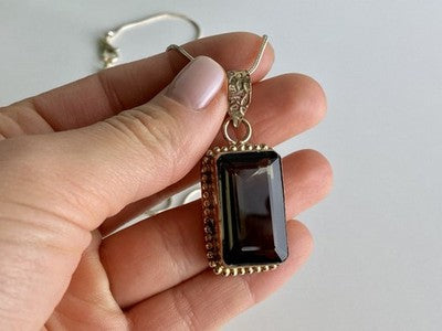 Vintage Chain with Pendant Jewelry Glass