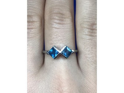 925 Sterling Silver Blue Jadeite Ring Size 8.5
