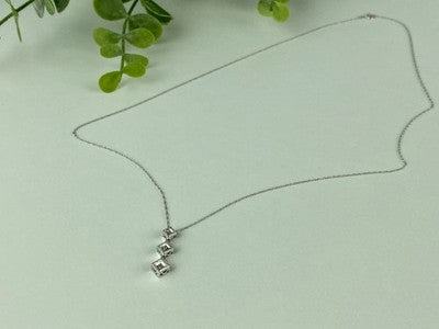 10K White Gold Diamonds Chain With Pendant