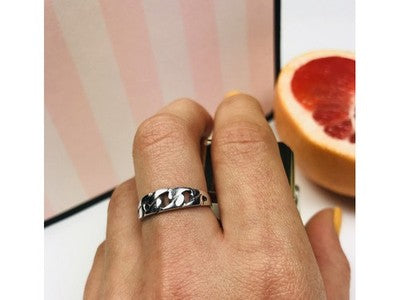 925 Sterling Silver Ring Size 7