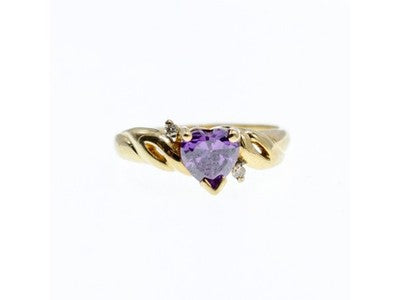 10K Yellow Gold Amethyst & Diamonds Heart Ring Size 6.75