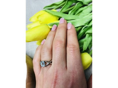 925 Sterling Silver Blue Spinel Ring Size 6.5