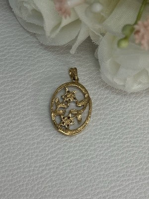 10K Yellow Gold Diamonds Flowers Pendant Length 0.95 Inch