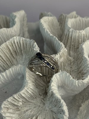 10K White Gold Sapphire & Diamond Ring Size 7