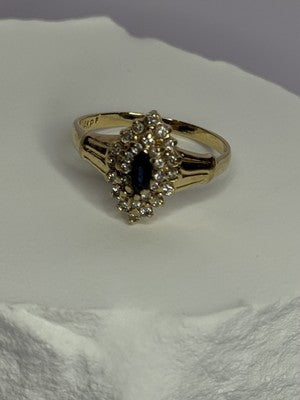 14K Yellow Gold Sapphire & Diamonds Ring Size 9