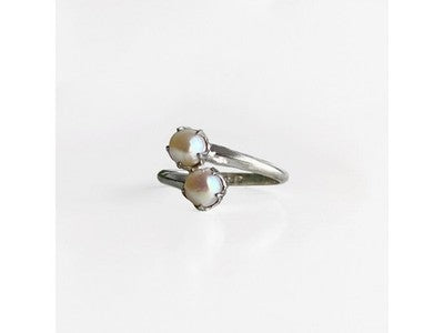 925 Sterling Silver Pearls Ring Size 5