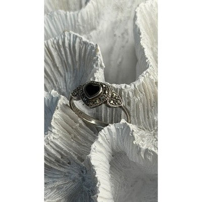 925 Sterling Silver Onyx & Marcasite Heart Ring Size 8